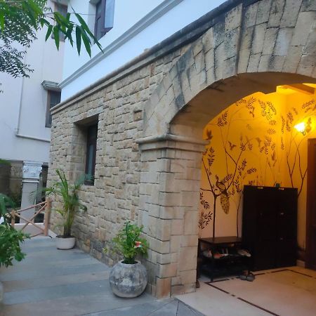 Nomads Nest Hyderabad Exterior foto