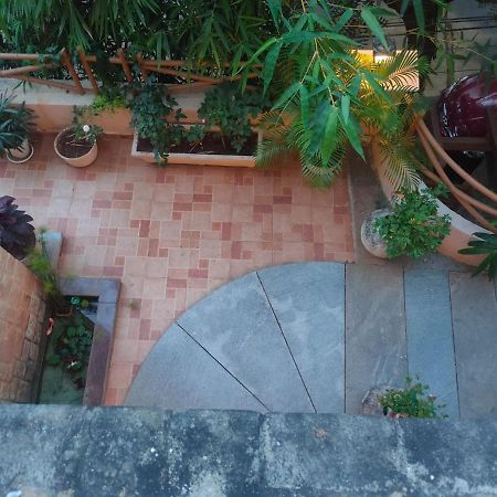 Nomads Nest Hyderabad Exterior foto