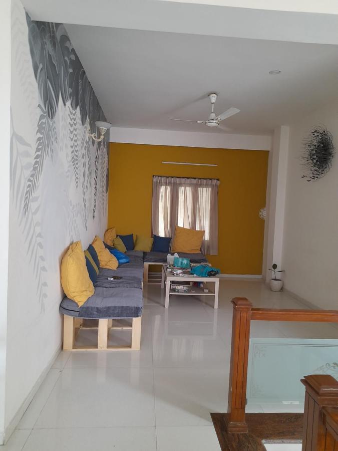 Nomads Nest Hyderabad Exterior foto