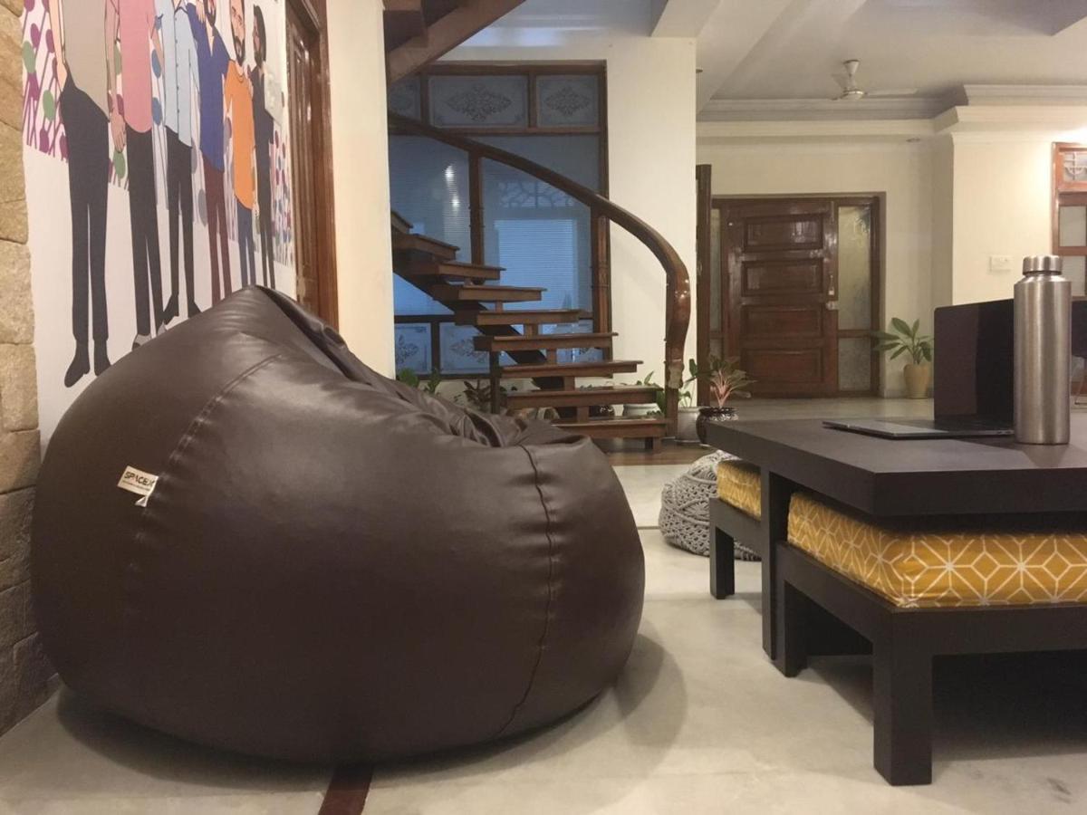 Nomads Nest Hyderabad Exterior foto