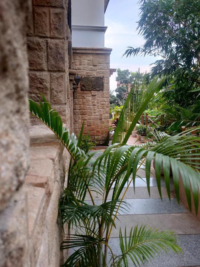 Nomads Nest Hyderabad Exterior foto