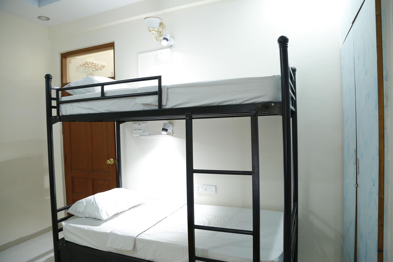 Nomads Nest Hyderabad Exterior foto